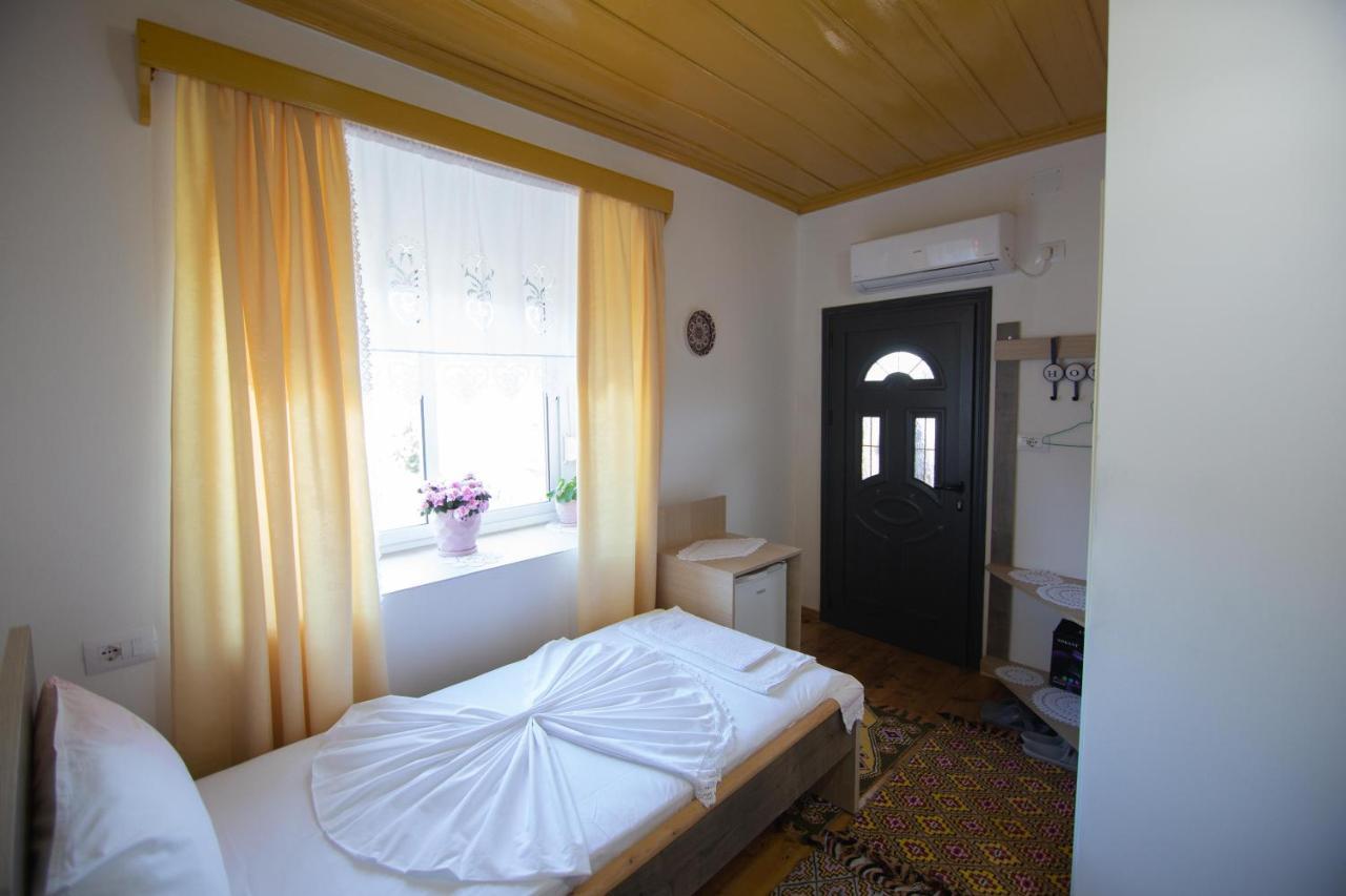 Hotel The Mosaic House - Shtepia Me Mozaik Përmet Exteriér fotografie