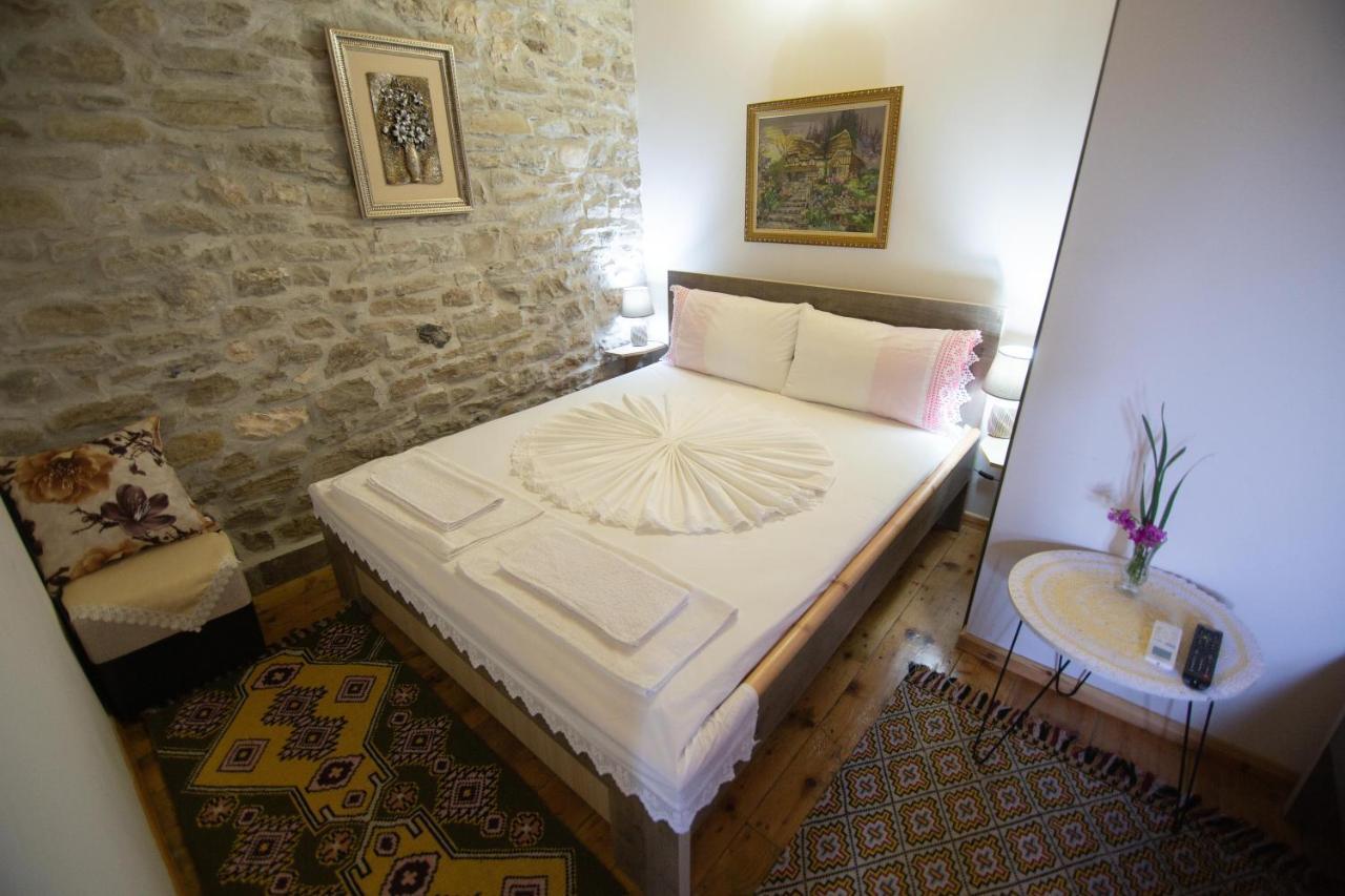 Hotel The Mosaic House - Shtepia Me Mozaik Përmet Exteriér fotografie